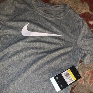 NWT Grey Nike T-Shirt